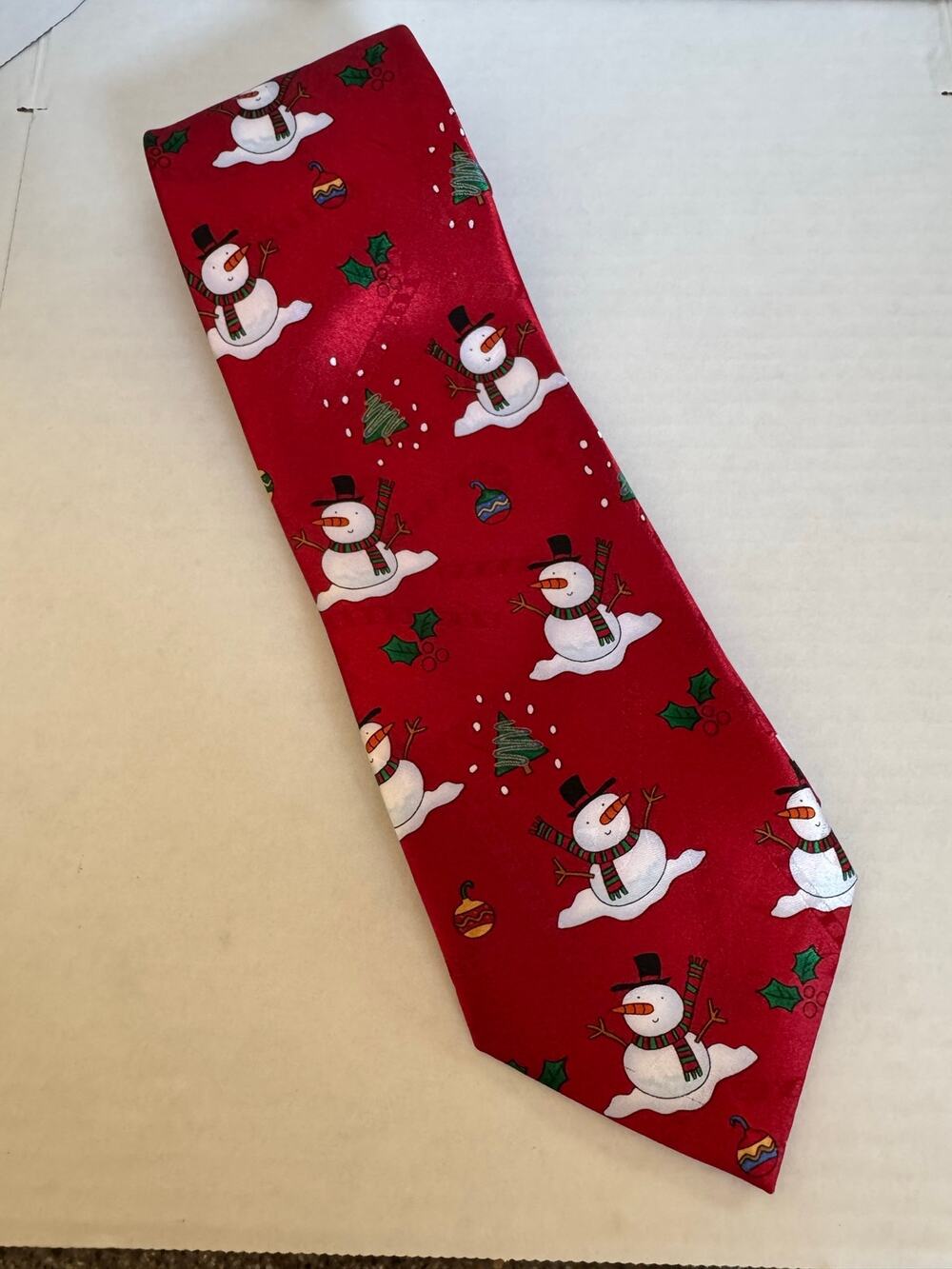 Hallmark Yule Tie Greetings Christmas Necktie Red Snowman Holiday
